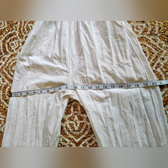 NWOT Boho White Ruffle Jumpsuit - Picture 5 of 8